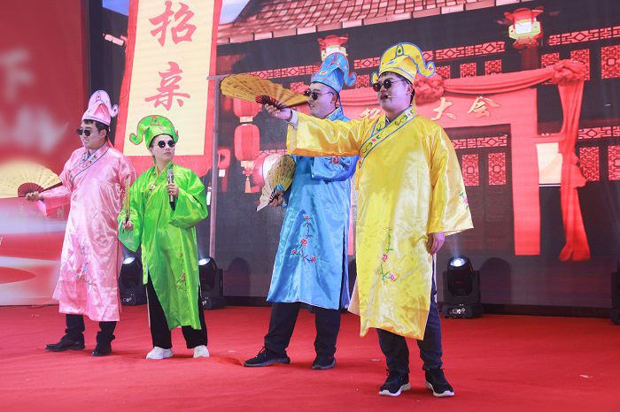 L:\企劃內(nèi)容整理\曠遠(yuǎn)歷年照片（附稿件）對(duì)內(nèi)照片（活動(dòng)、培訓(xùn)、事件）\2024年‚4.01（年會(huì)）\新聞稿新聞小p圖.jpg